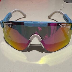 Pit Vipor Pink Blue Sunglasses